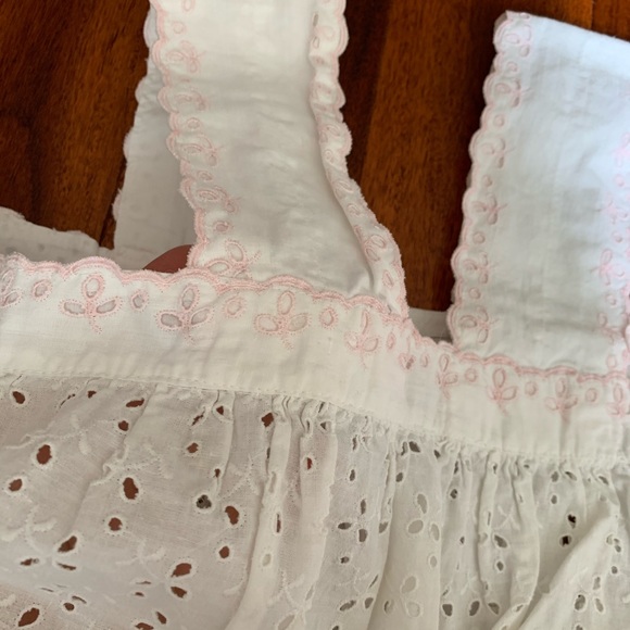 Cotton eyelet top from France - Picture 3 of 4